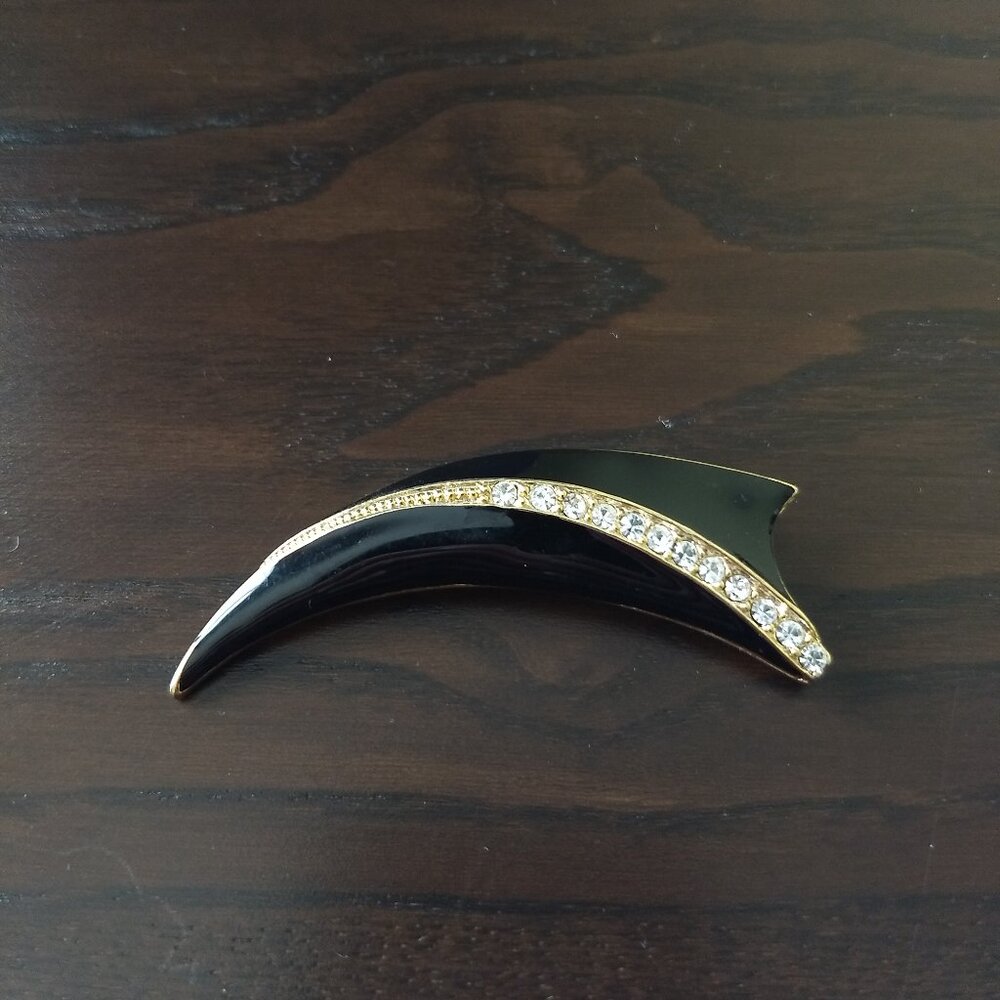 Black Enamel Gold Tone Rhinestone Swoop Brooch Pin Unmarked Vintage Glam Party